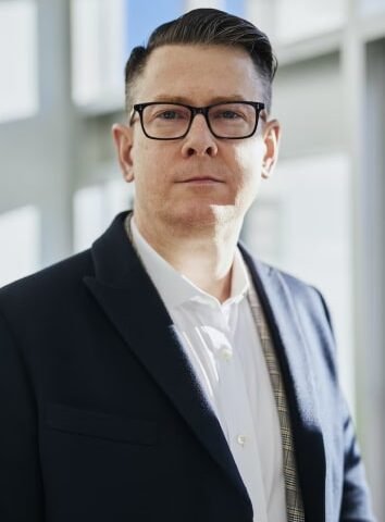 team-pic-5 team-pic-5